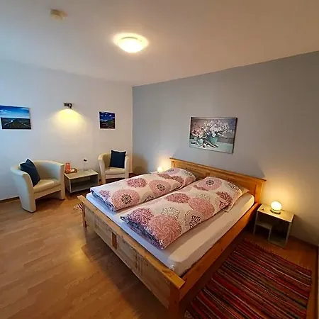 Rehschopp إيديغير إيلير