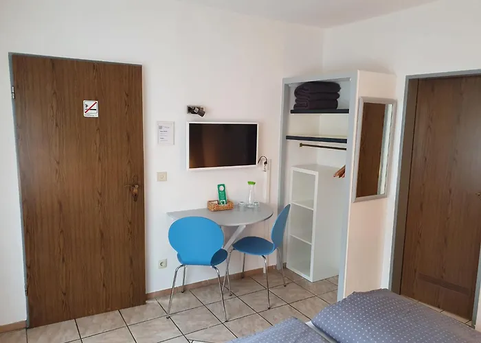 Rehschopp Frühstückspension 3*